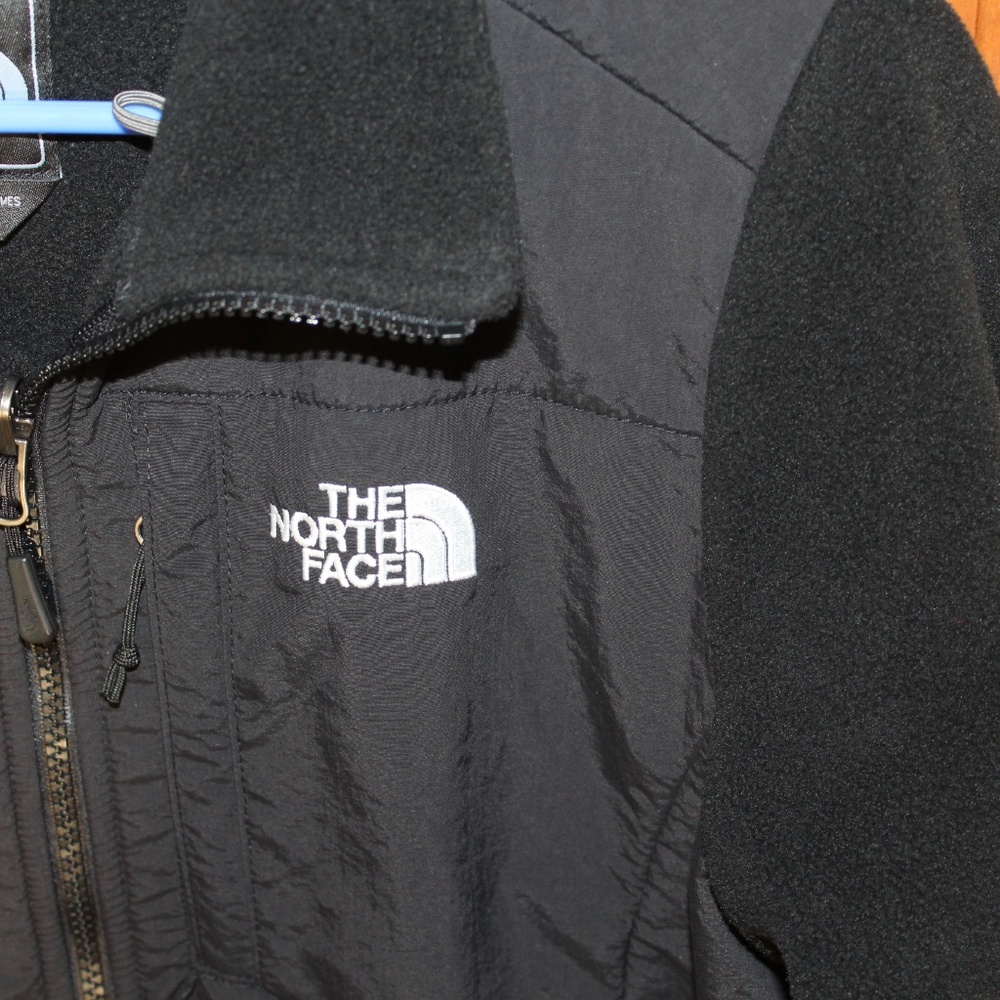 Northface Black Denali Jacket Small - image 6